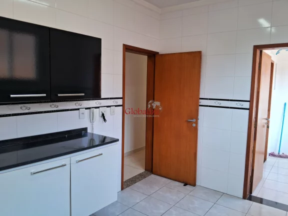 Imagem Casa Sobreposta Alta em Santos no bairro do Campo Grande de 3 dormitórios, suíte e vaga para 2 veículos a venda por R$ 865.000,00
