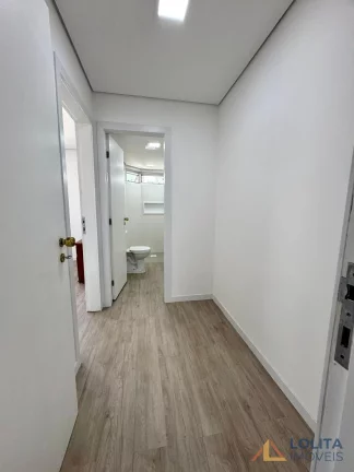 Imagem APARTAMENTO À VENDA NO CENTRO, PRÓXIMO À BEIRA MAR NORTE - FLORIANÓPOLIS/SC