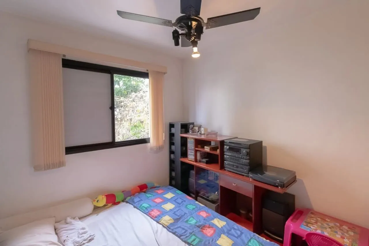 Imagem Apartamento com 4 dormitórios, 99 m² e 2 vagas em localização privilegiada.