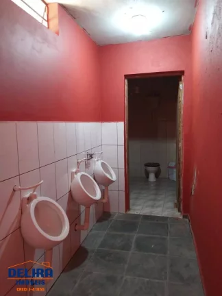 Imagem Chácara à venda, com boa localização em Mairiporã.