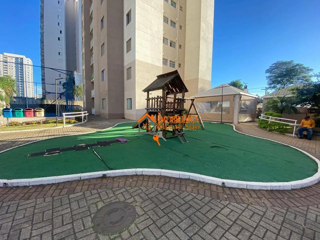 Imagem Apartamento com 4 dormitórios à venda, 108 m² por R$ 881.000,00 - Vila das Bandeiras - Guarulhos/SP