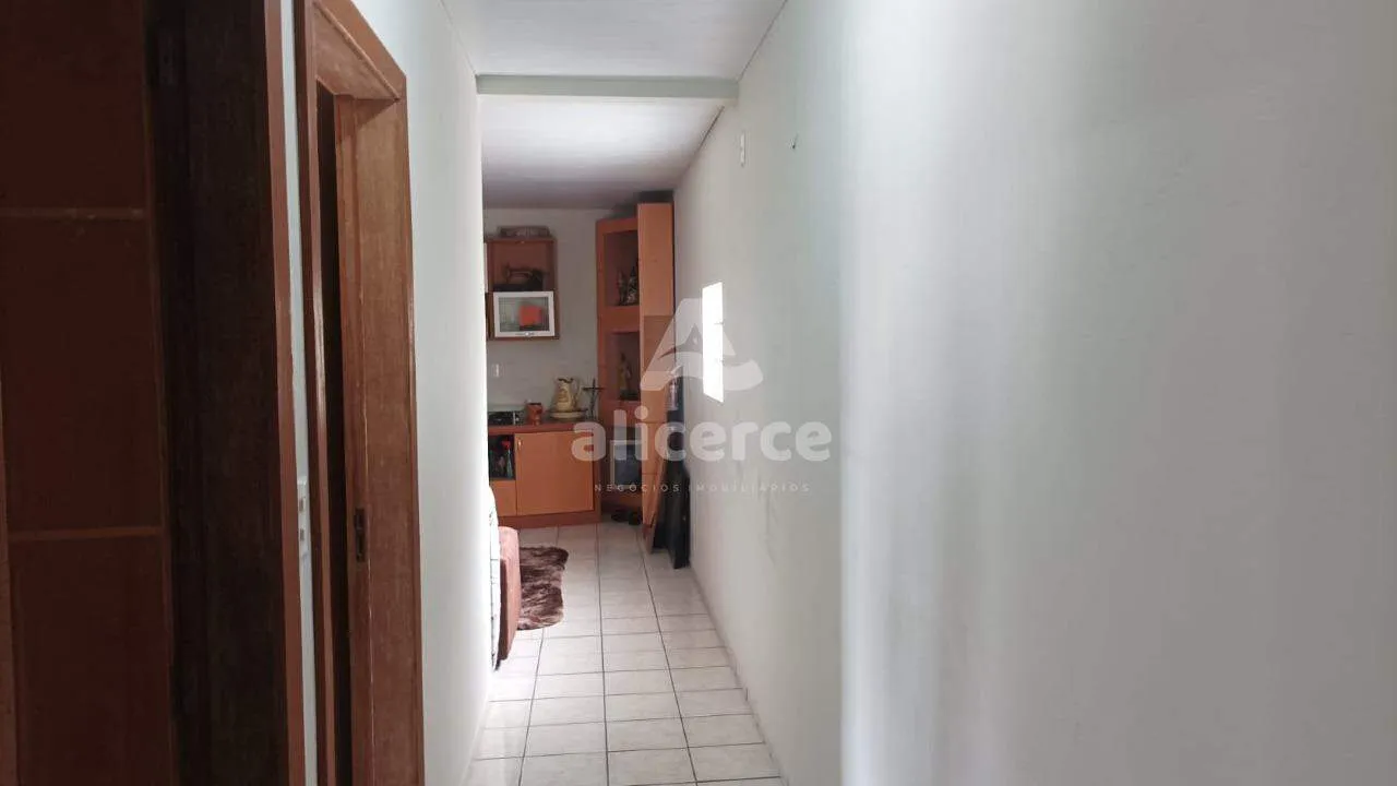 Imagem Oportunidade única - Casa de 2 Pavimento à Venda l 4 Dormitórios I Financiavel - em Palhoça/SC