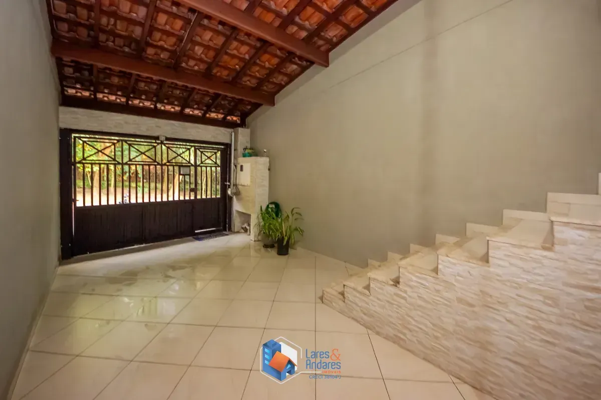 Imagem Sobrado para venda em Jardim Vivan com 2 quartos, 75m²