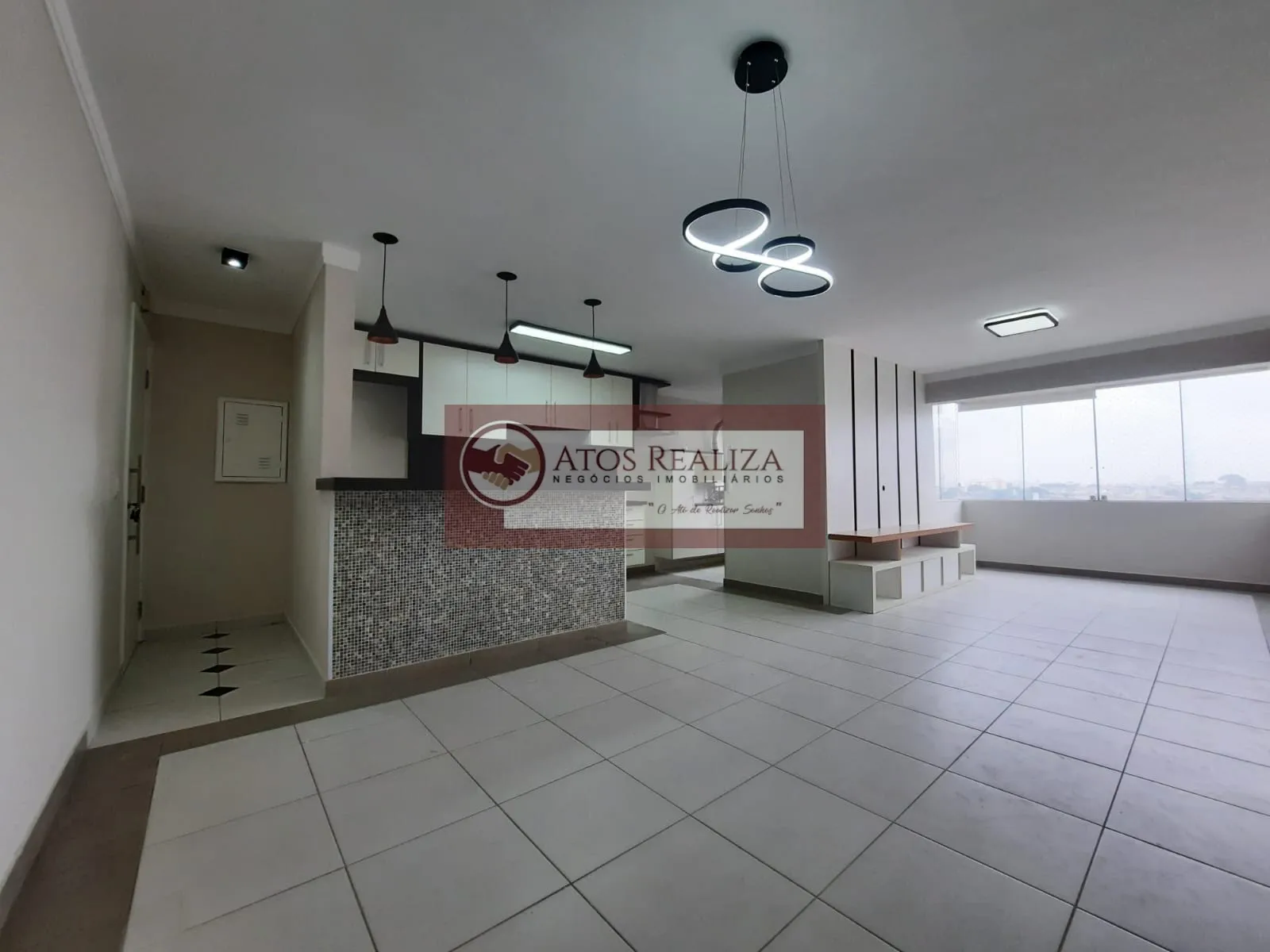 Imagem Apartamento com sacada em Jardim Luanda - SP: 90m², 3 quartos e 1 suíte por R$ 650.000