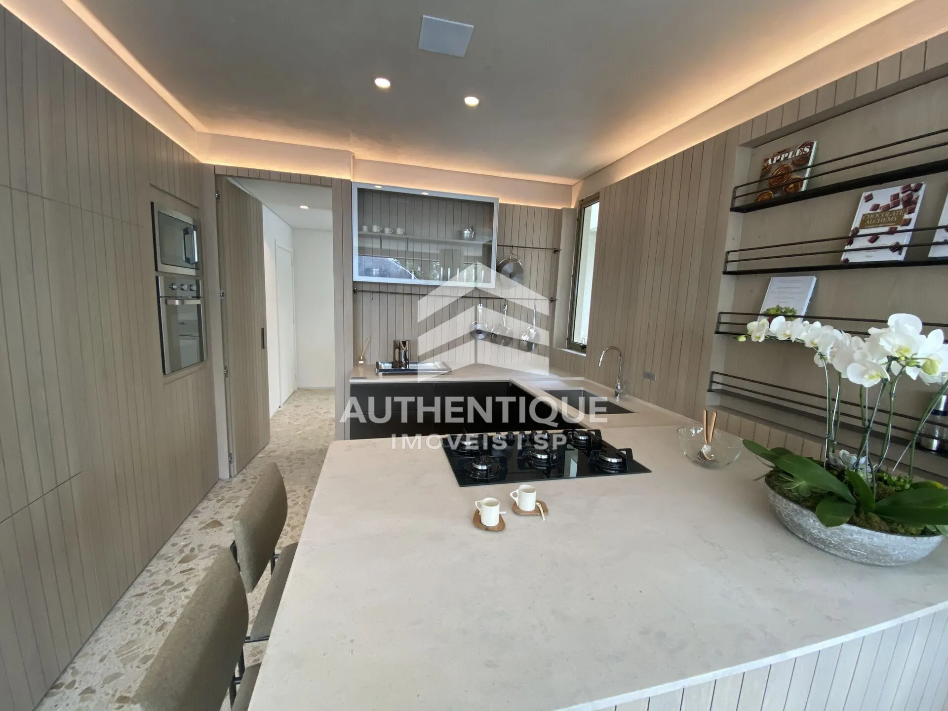 Imagem CASA JARDINS JAÚ - Apartamento Alto Padrão no bairro Jardins à venda