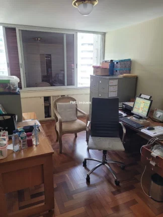 Imagem Oportunidade única de apartamento de 4 quartos com suíte e 210m² no Paraíso, São Paulo-SP. Venda ou Locação!