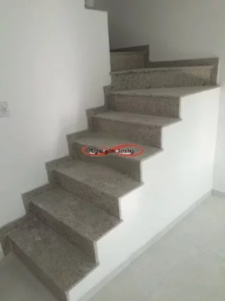 Imagem SOBRADOS FRONTAIS DE TRÊS DORMITÓRIOS À VENDA NA CIDADE LÍDER.
