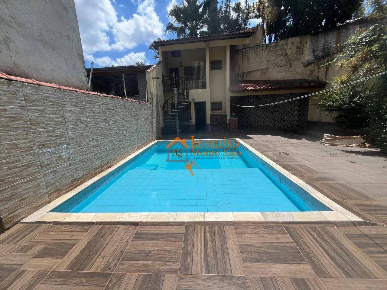 Foto do imóvel Sobrado com 6 dormitórios à venda, 372 m² por R$ 1.550.000,00 - Vila Rosália - Guarulhos/SP