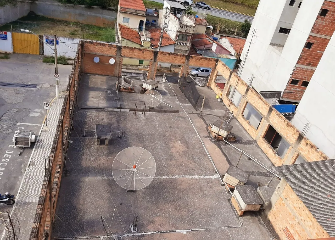 Imagem Oportunidade Única: Prédio Inacabado com Potencial para Expansão em Localização Estratégica em Aparecida