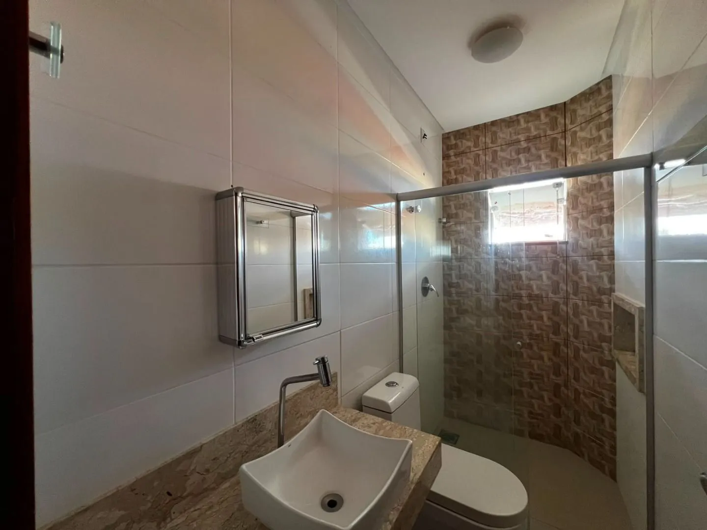 Imagem Apartamento com 2 dormitórios à venda, 60 m² por R$ 330.750,00 - Jardim América - Patos de Minas/MG