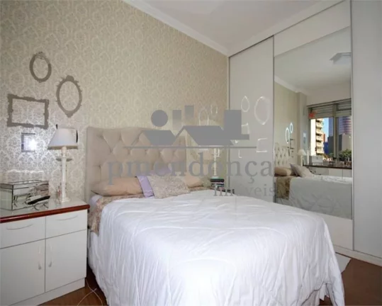 Imagem Apartamento em Pinheiros com 4 quartos sendo 2 suítes e 3 vagas, 253 m2