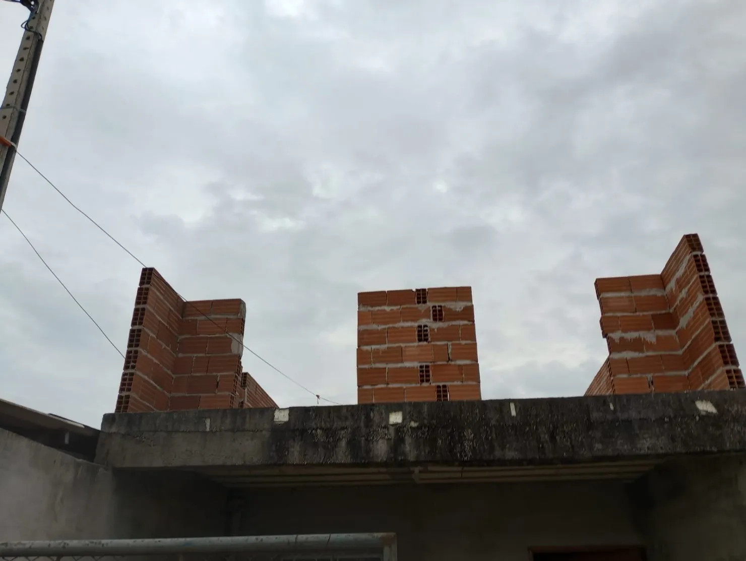Imagem Sobrado à venda, Residencial e Comercial Portal dos Eucaliptos, Pindamonhangaba, SP