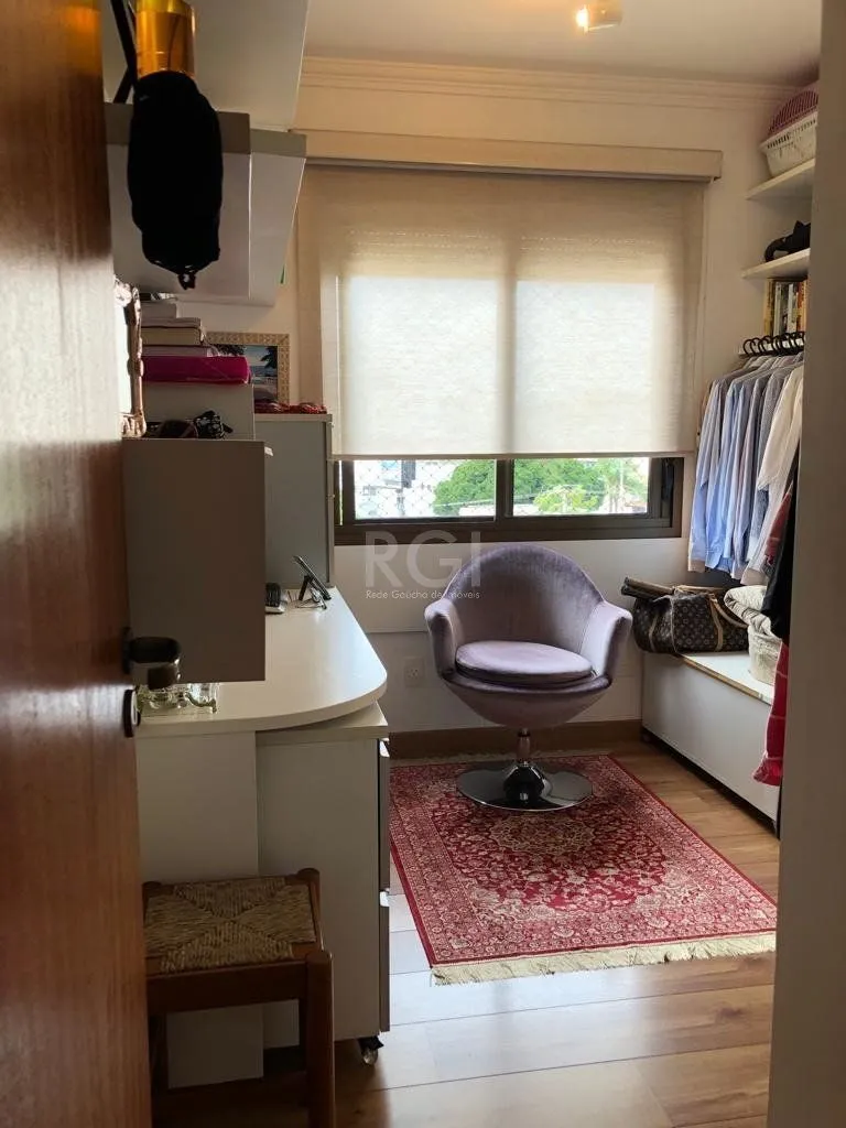 Imagem Apartamento para Venda - 172.94m², 3 dormitórios, 1 suites, 2 vagas - Tristeza