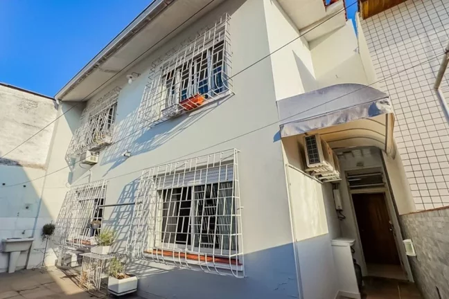 Imagem Casa para venda no bairro Santa Maria Goretti em Porto Alegre