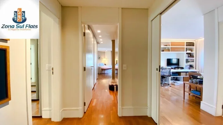 Imagem Apartamento à Venda Em Moema Com 3 Suítes e 3 Vagas - 326m