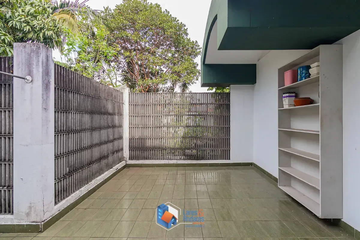 Imagem Casa para venda em Granja Julieta com 3 quartos, sendo 2 suítes, 438m²