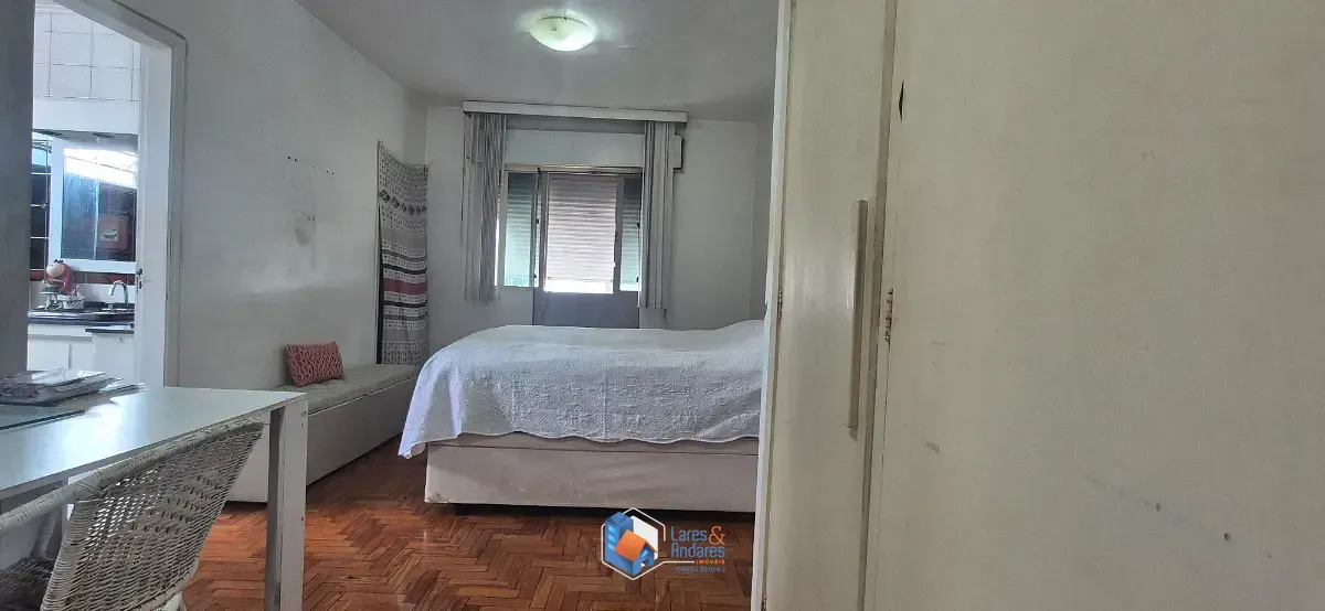Imagem Casa para venda em Aclimação com 4 quartos, sendo 1 suíte, 215m²
