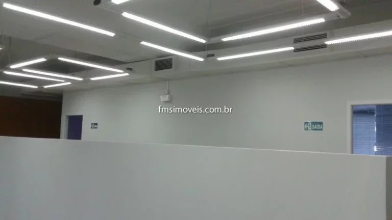 Imagem Conjunto comercial na região da Berrini - SP