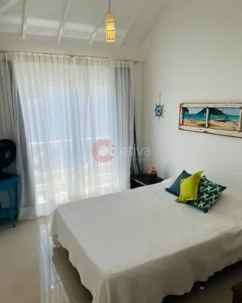 Imagem Casa duplex mobiliada à venda de 4 quartos no bairro Rasa em Búzios.