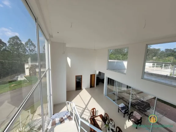 Imagem Casa moderna com 3 suítes, piscina, planejados na casa toda, em condomínio