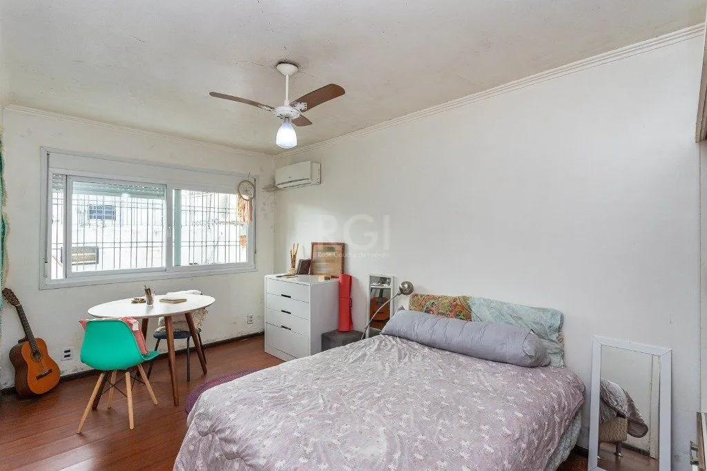 Imagem Apartamento térreo com pátio de 1 dormitório no bairro Santa Cecilia