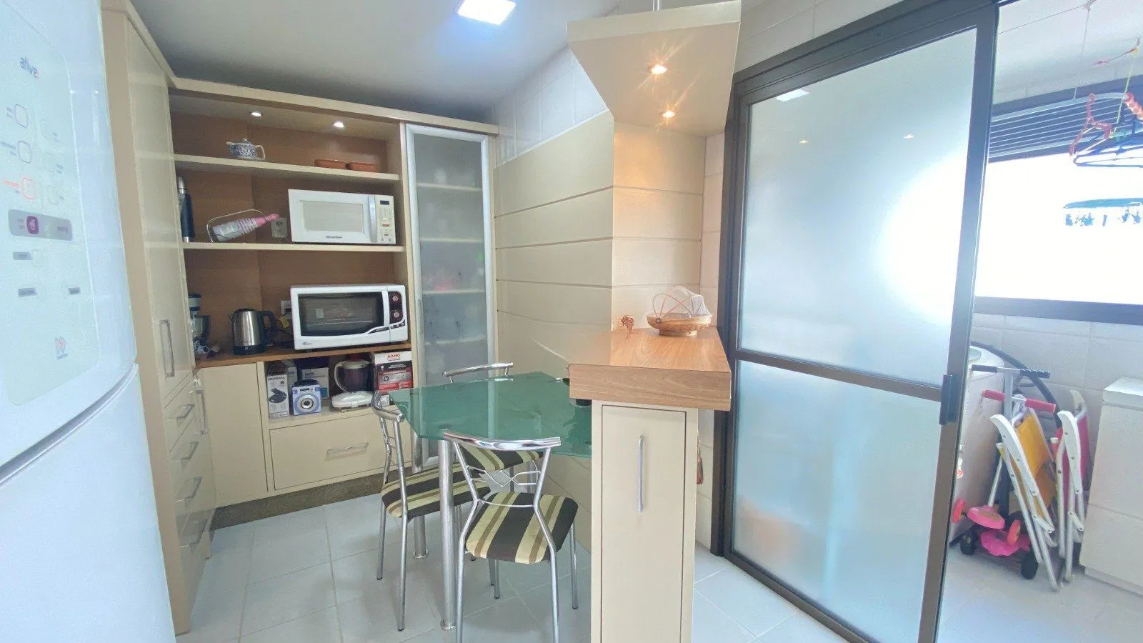 Imagem Apartamento com 3 quartos, 2 vagas e 100.7m² - Rua Botafogo - Menino Deus, Porto Alegre