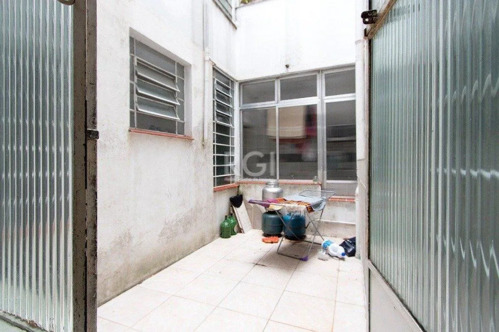 Imagem Apartamento para Venda - 101m², 3 dormitórios, 1 vaga - Menino Deus
