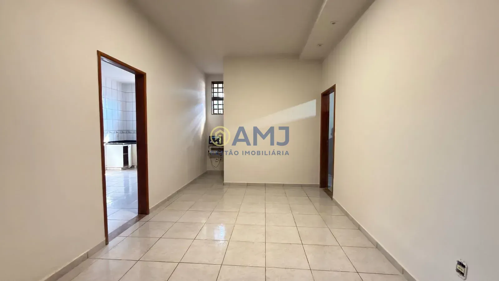 Imagem SOBRADO AMPLO À VENDA | VILA LUCY - GOIÂNIA