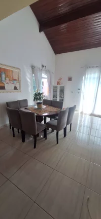 Imagem LINDO SOBRADO COM 4 SUITES, 600 MTS DA PRAIA