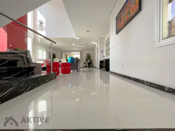 Imagem Casa de Condomínio em Aldeia da Serra - Barueri, SP