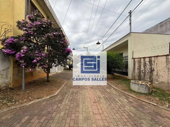 Imagem Box/Garagem para alugar por R$ 200,00/mês - Centro - Socorro/SP