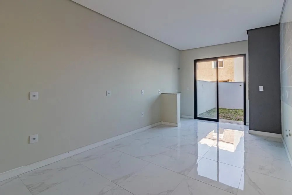 Imagem Casa 2 dormitórios no bairro Hipica em Porto Alegre para Alugar