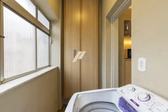 Imagem Apartamento mobiliado com 1 quarto para alugar no Cambuí, em Campinas, São Paulo.