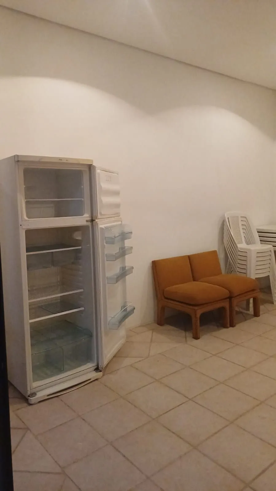 Imagem 1Suíte, com vaga e churrasqueira