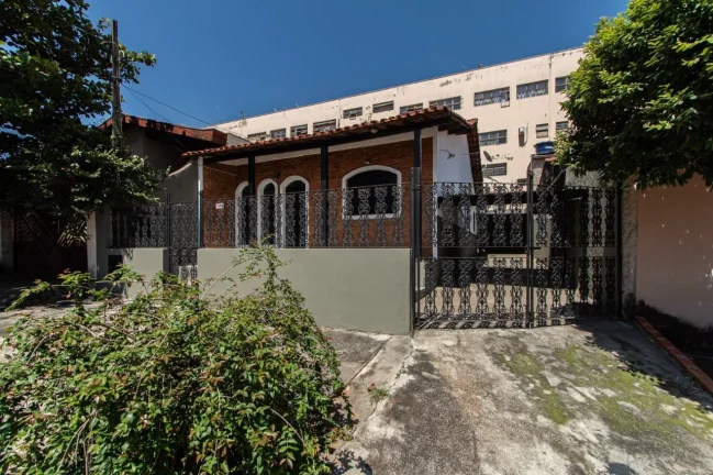 Imagem Imperdível oportunidade: Casa no Jardim Maria Antônia Prado, Sorocaba-SP - 3 quartos, 1 suíte, 2 salas, 2 banheiros, 4 vagas, 165,43 m²!