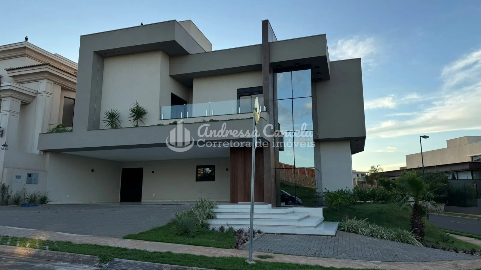 Imagem Quinta do Golfe Jardins - Sobrado com 4 suítes à venda, 385 m² por R$ 5.800.000 - Quinta do Golfe Jardins - São José do Rio Preto/SP