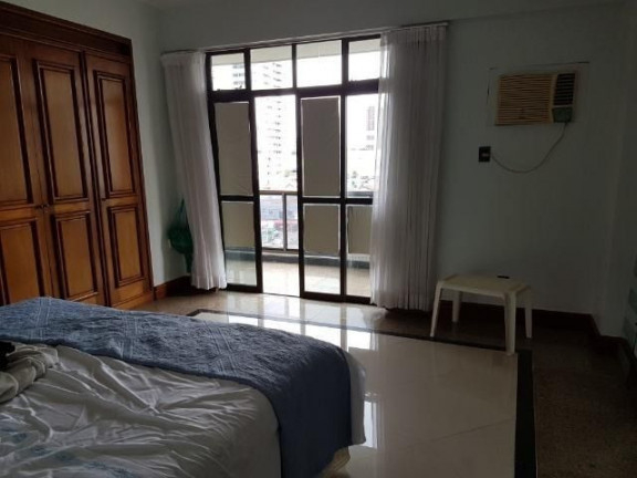 Apartamento com 3 Quartos à Venda, 272 m² em Umarizal - Belém