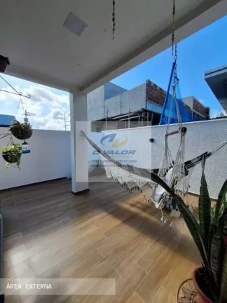 Imagem Vendo Casa, em Condomínio Fechado, com 100 m², 3 quartos s/ 1 suíte, sala ampla e 2 vagas