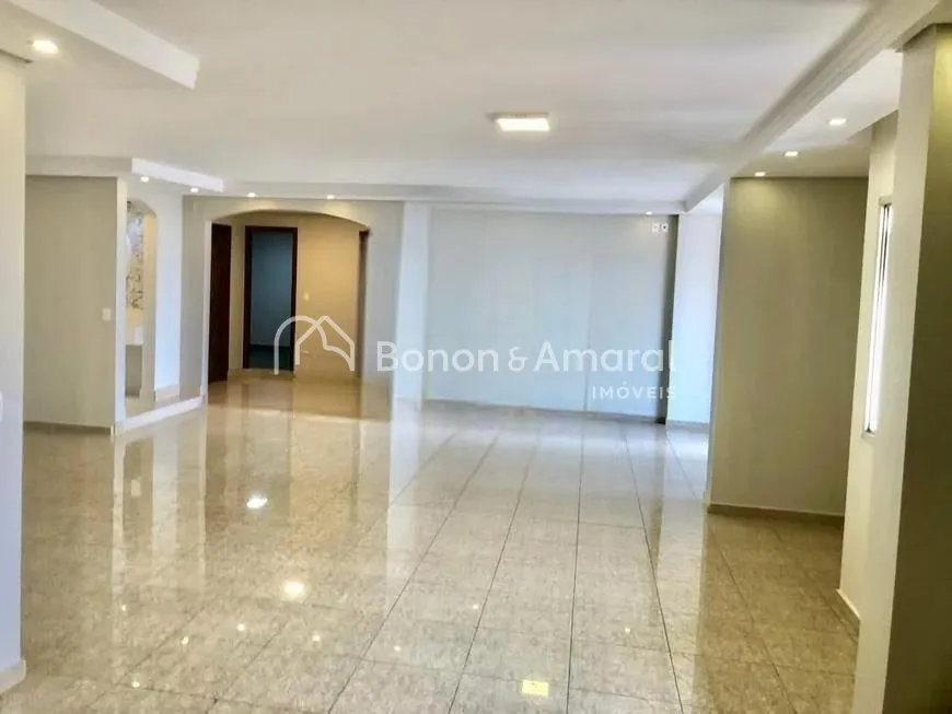 Imagem Apartamento de Alto Padrão à Venda no Cambuí - 330 m² com 4 Quartos e Lazer Completo
