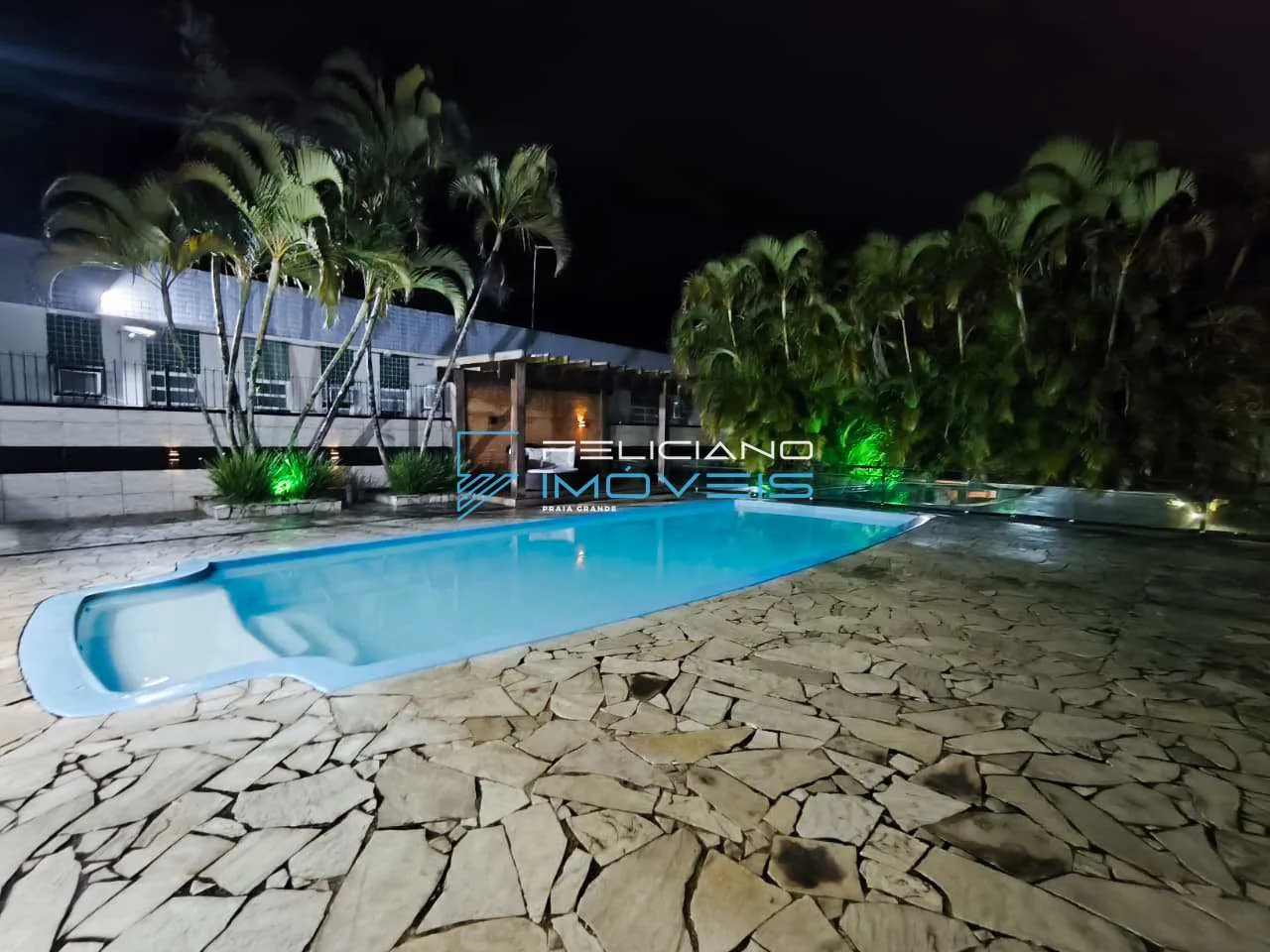 Foto do imóvel Casa com 4 quartos, Flórida, Praia Grande - R$ 2.35 mi, Cod: 7548 em Rua das Begônias
