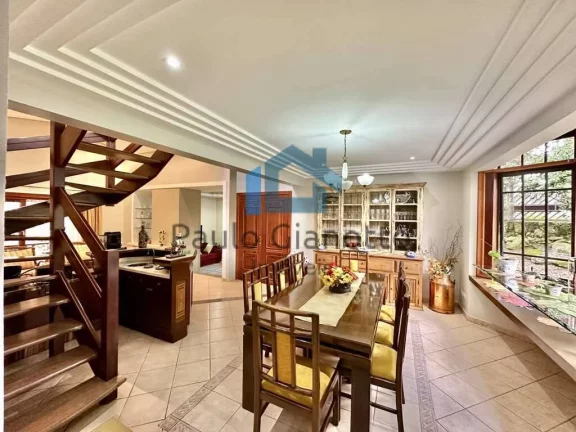 Imagem Casa Alto Padrão à venda no Condomínio Villa Vianna