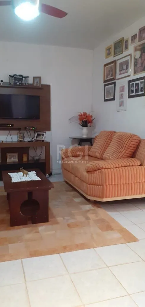 Imagem Casa para Venda - 80m², 3 dormitórios, 2 vagas - Espirito Santo