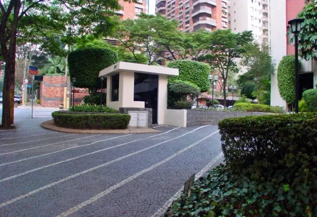 Imagem Flat disponível para venda no Saint Charles Residence Service na Itaim Bibi, com 65m², 2 dormitórios e 1 vaga