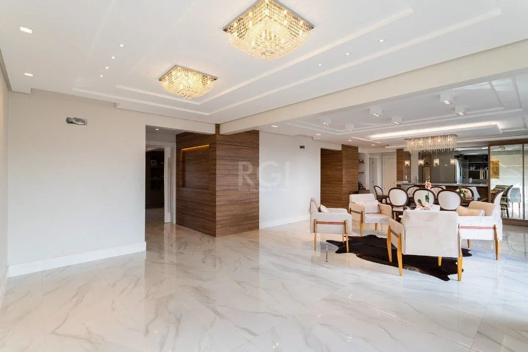 Imagem Apartamento para Venda - 323m², 3 dormitórios, sendo 3 suites, 4 vagas - Centro
