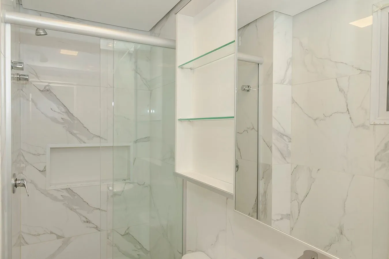 Imagem Belo Apartamento no Condominio Vergéis