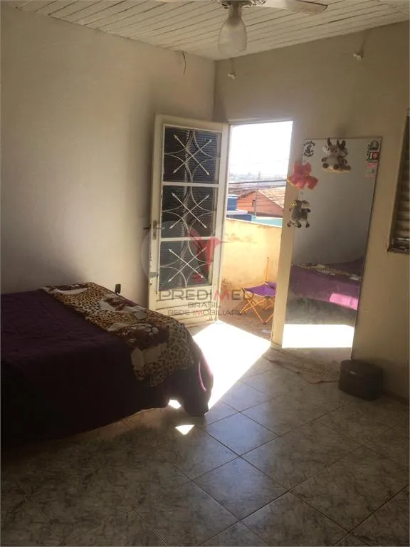 Imagem Sobrado de 3 quartos, 230m² no bairro Jardim Itapuã, em Lençóis Paulista