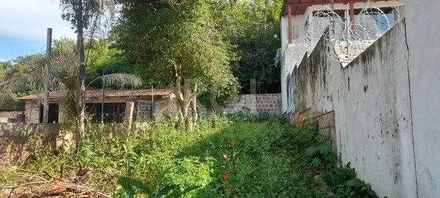 Imagem Terreno para Venda - 290.4m², 0 dormitórios, Santo Antonio, Porto Alegre