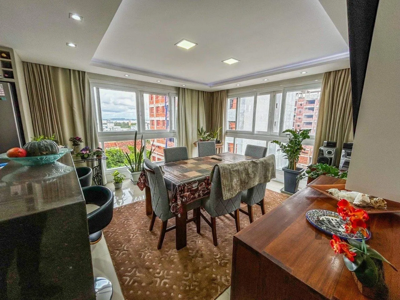 Imagem Apartamento de 03 dormitórios na Tristeza Zona Sul de Porto Alegre
