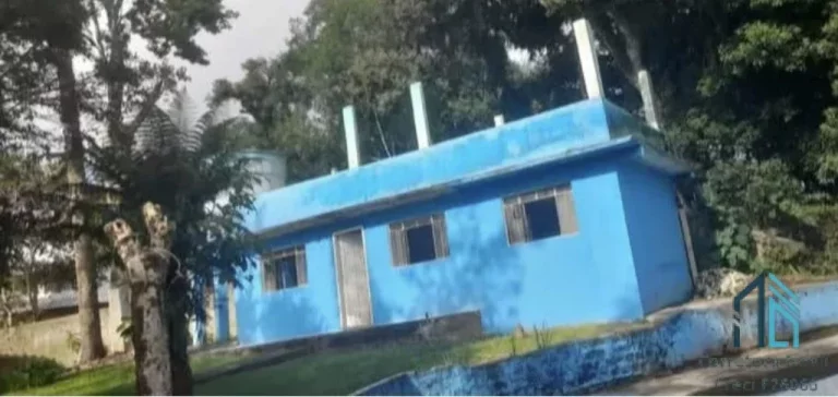 Imagem Chácara com sobrado, casa, chale, salão de eventos, piscina, em São José dos Pinhais - PR