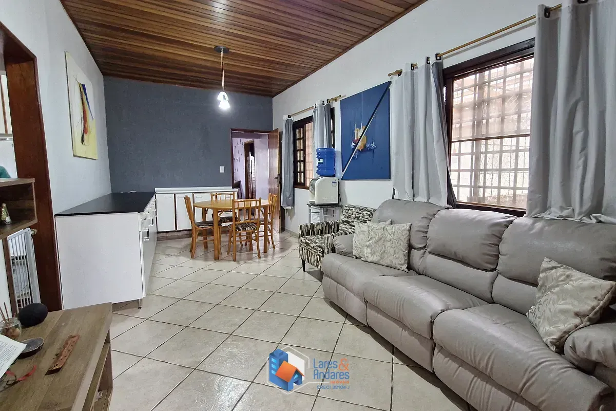 Imagem Casa para venda em Vila Prado com 5 quartos, sendo 2 suítes, 203m²